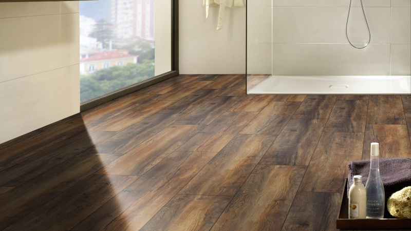 ламінат і вінілова плитка в Бредполі